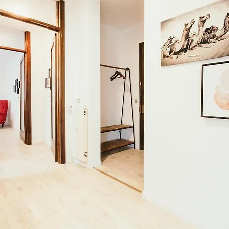 Three Lakes - Lakeside Srl L&b Apartment *